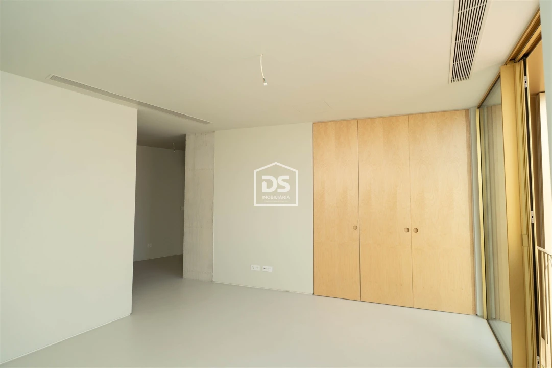 Apartamento T4 para Venda em Leiria, Pousos, Barreira e Cortes Foto 27
