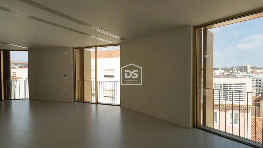 Apartamento T4 para Venda em Leiria, Pousos, Barreira e Cortes