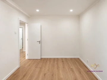 Apartamento T3 para Venda em Venteira