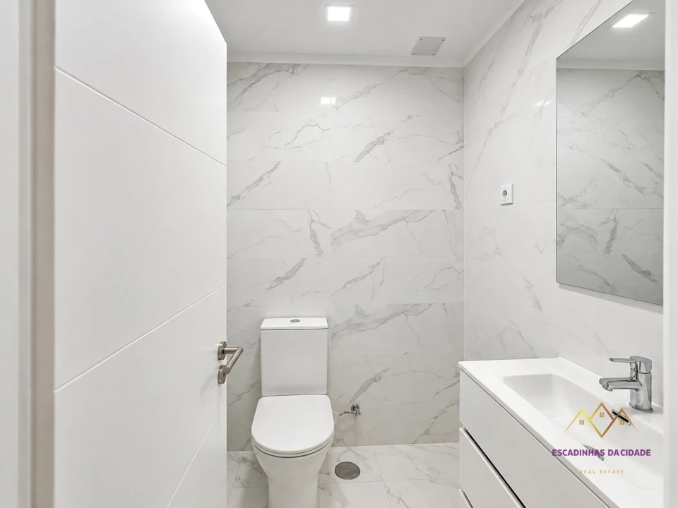 Apartamento T3 para Venda em Venteira Foto 14