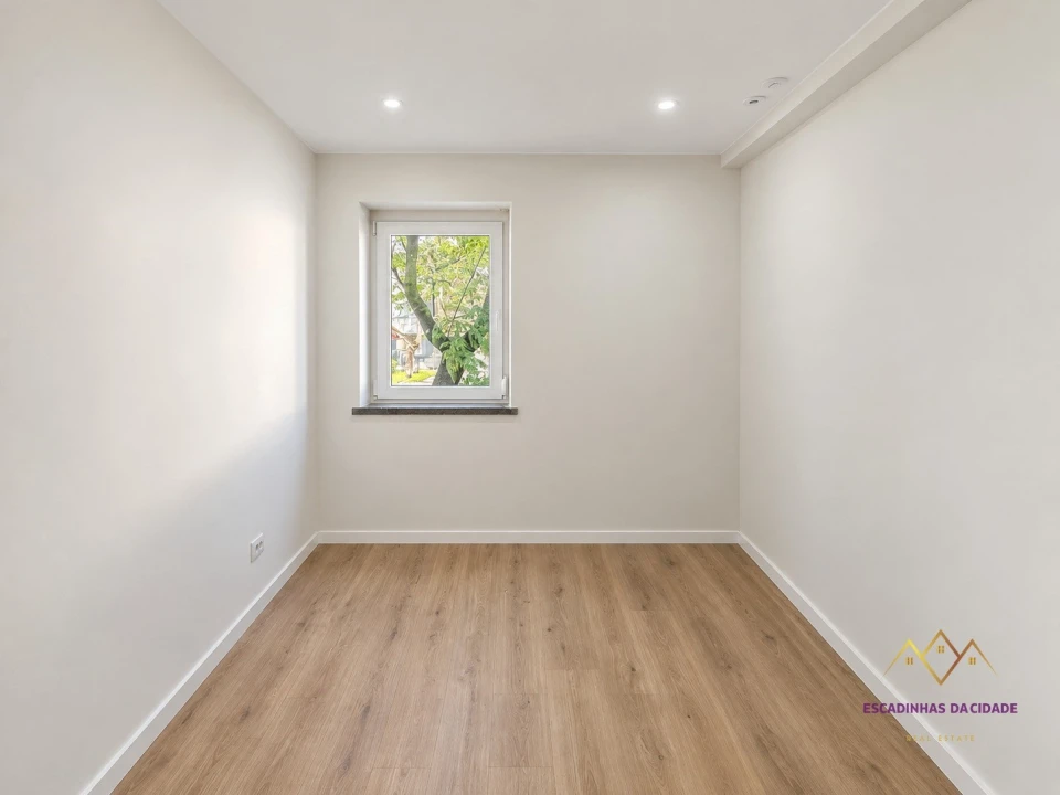 Apartamento T3 para Venda em Venteira Foto 11