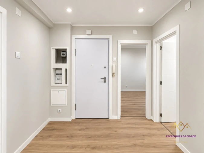 Apartamento T3 para Venda em Venteira Foto 6