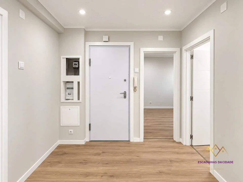Apartamento T3 para Venda em Venteira Foto 6