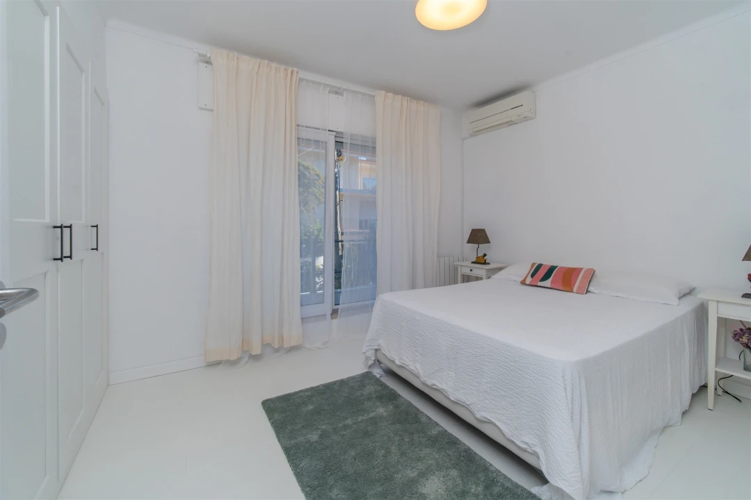 Moradia T4 para Venda em Carcavelos e Parede Foto 25