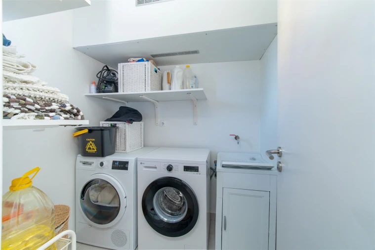 Moradia T4 para Venda em Carcavelos e Parede Foto 16
