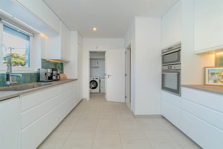 Moradia T4 para Venda em Carcavelos e Parede Foto 17