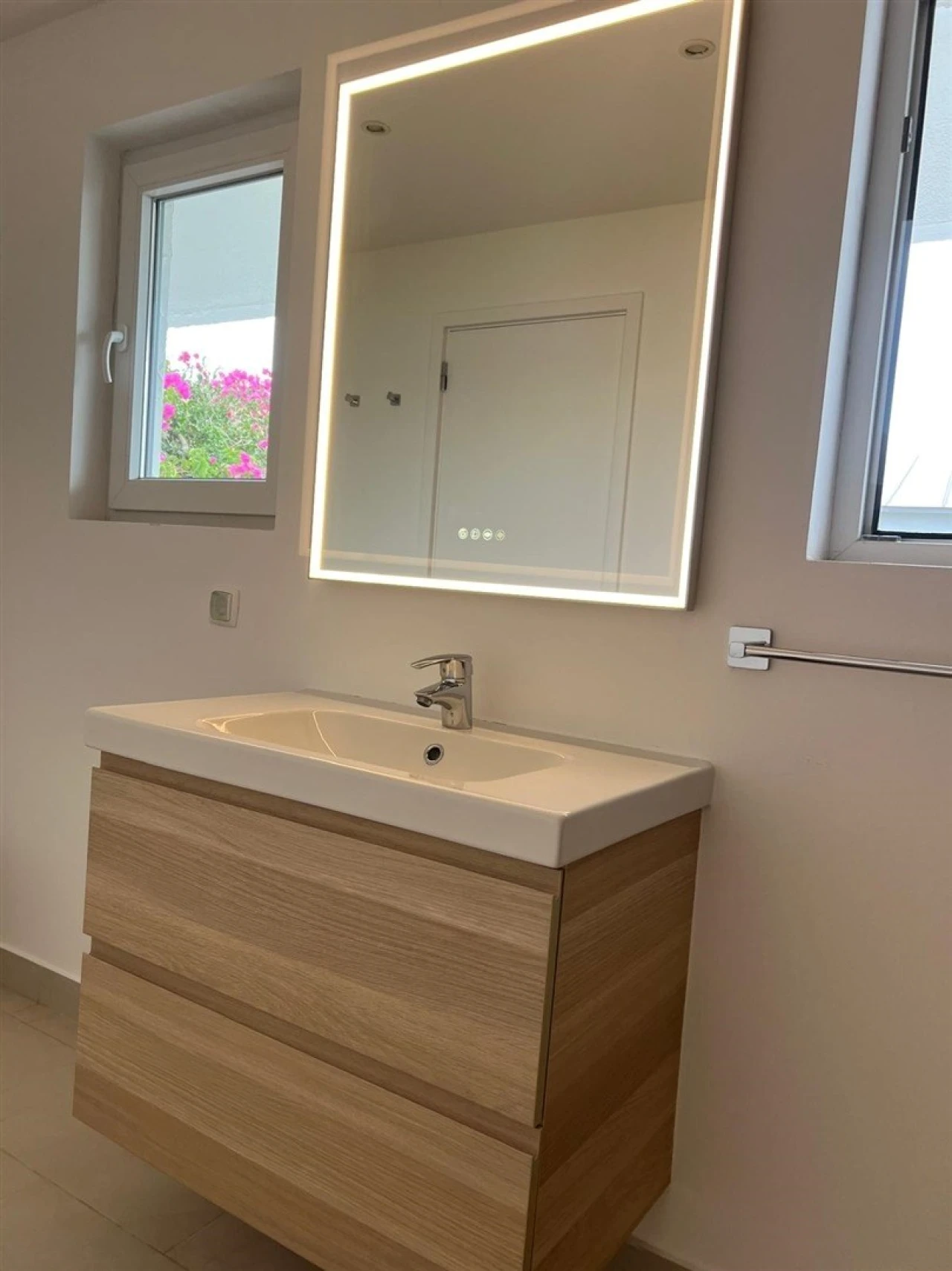 Moradia T4 para Venda em Carcavelos e Parede Foto 25