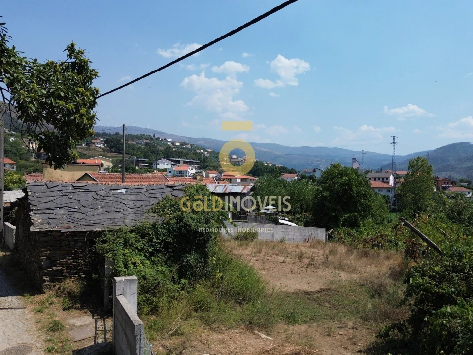 Moradia T4 para Venda em Nespereira Foto 4