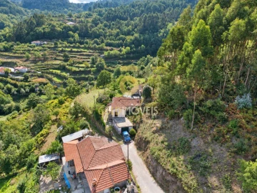 Moradia T3 para Venda em Fornelos