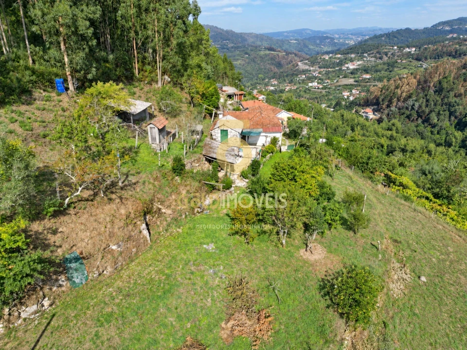 Moradia T3 para Venda em Fornelos Foto 5