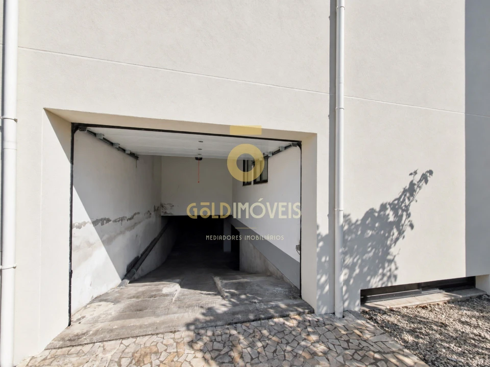 Apartamento T3 para Venda em Paços de Brandão Foto 19
