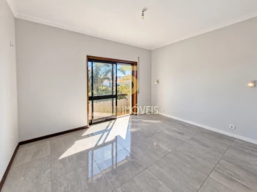 Apartamento T3 para Venda em Paços de Brandão
