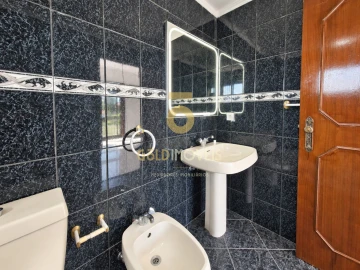 Apartamento T3 para Venda em Paços de Brandão