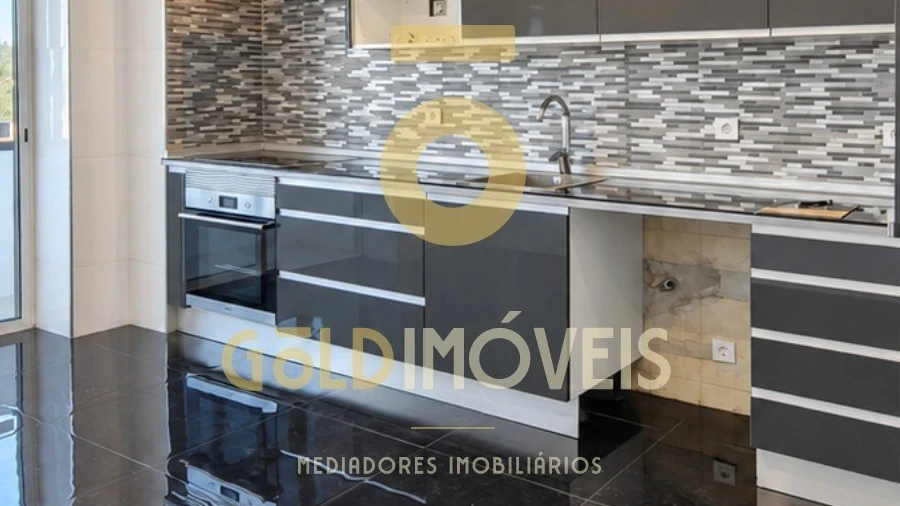Apartamento T3 para Venda em Paços de Brandão