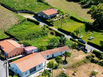 Terreno para Venda em Cernadelo e Lousada (São Miguel e Santa Margarida)