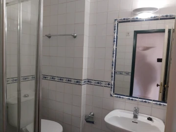 Apartamento T3 para Arrendamento em Sé Nova, Santa Cruz, Almedina e São Bartolomeu