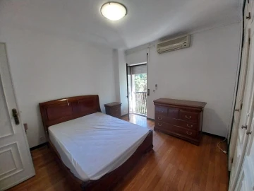 Apartamento T3 para Arrendamento em Sé Nova, Santa Cruz, Almedina e São Bartolomeu