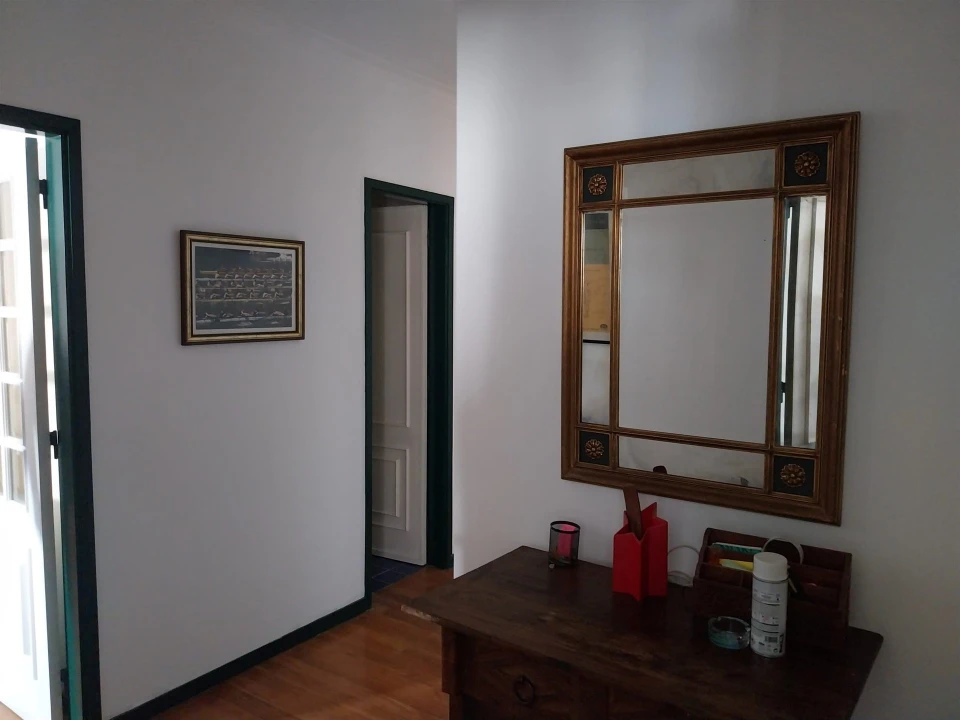 Apartamento T3 para Arrendamento em Sé Nova, Santa Cruz, Almedina e São Bartolomeu Foto 3