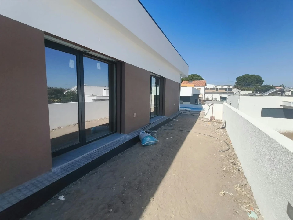 Moradia T4 para Venda em Fernao Ferro Foto 30