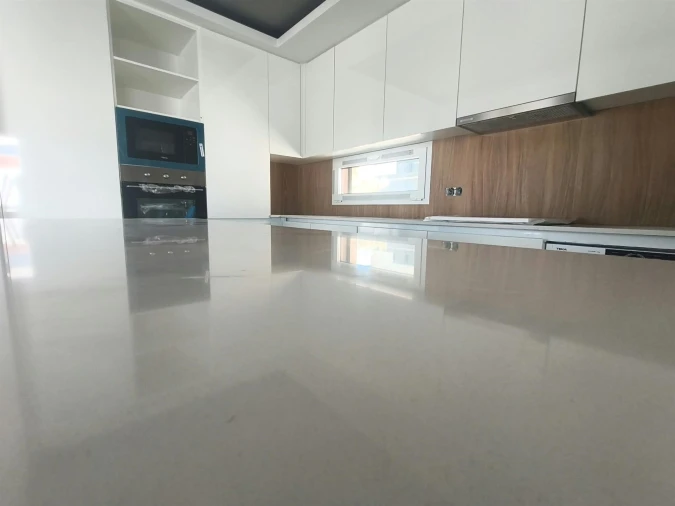 Moradia T4 para Venda em Fernao Ferro Foto 11