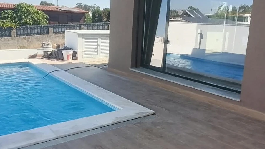 Moradia T4 para Venda em Fernao Ferro