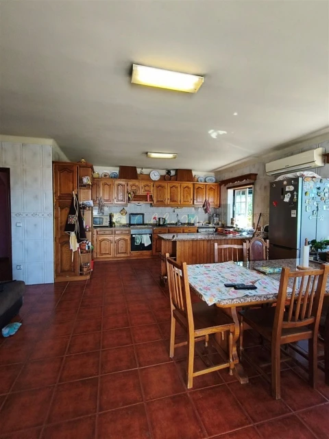 Moradia T4 para Venda em Fornos de Maceira Dão