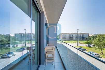 Apartamento T2 para Arrendamento em Pedrouços