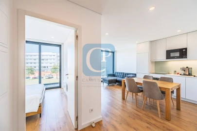 Apartamento T2 para Arrendamento em Pedrouços