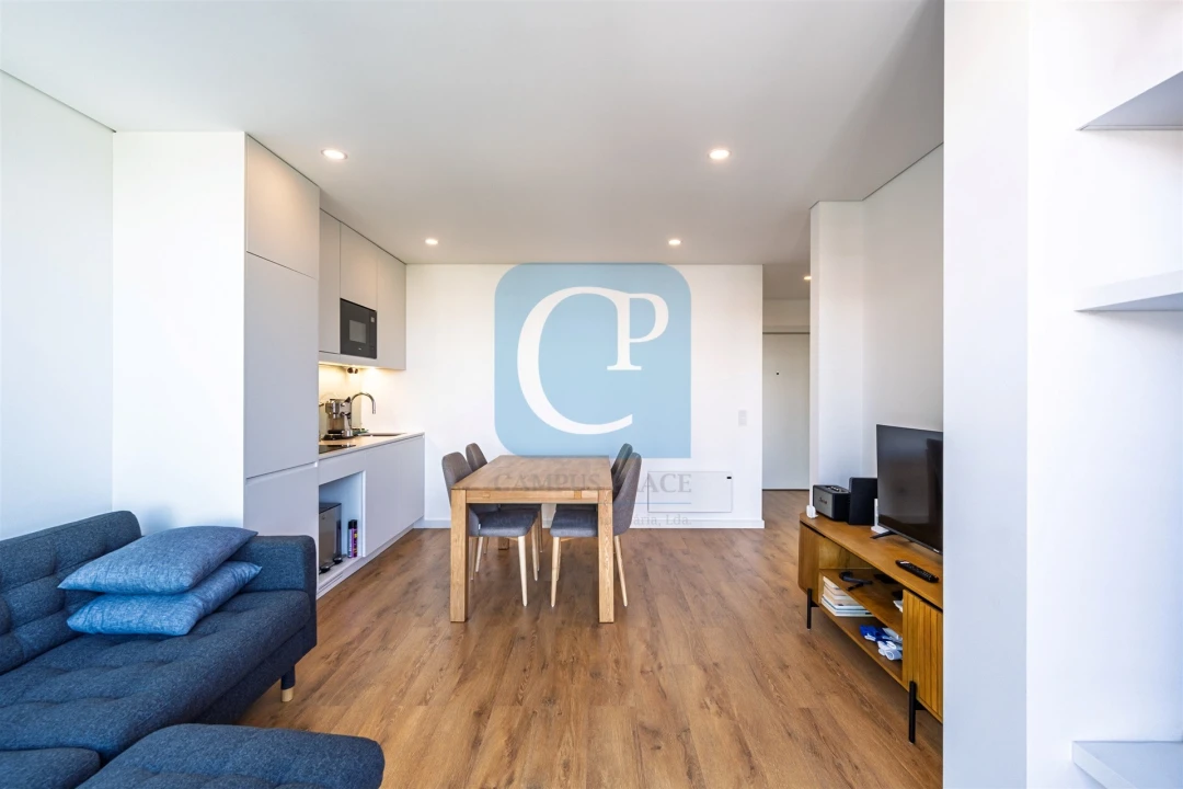 Apartamento T2 para Arrendamento em Pedrouços Foto 5