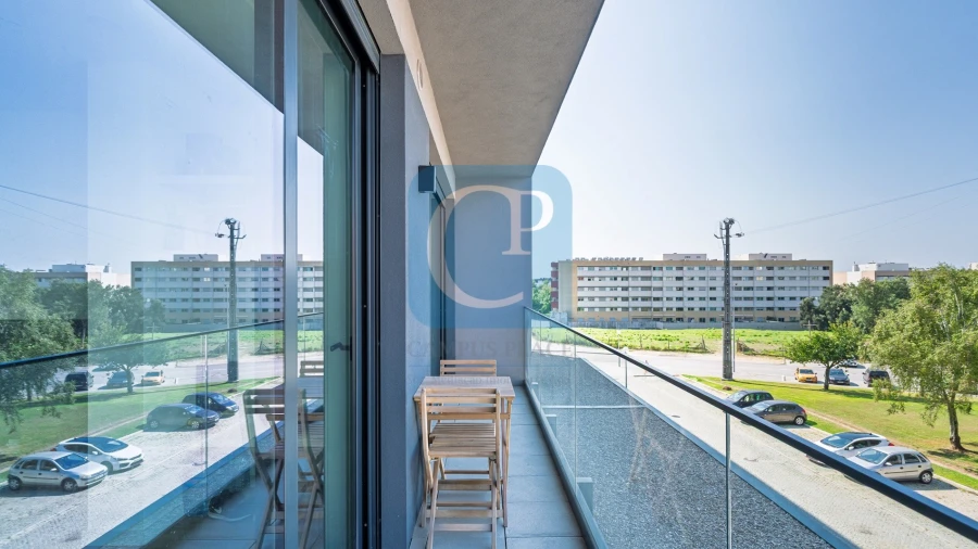 Apartamento T2 para Arrendamento em Pedrouços