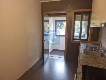 Apartamento T2 para Arrendamento em São Mamede de Infesta e Senhora da Hora