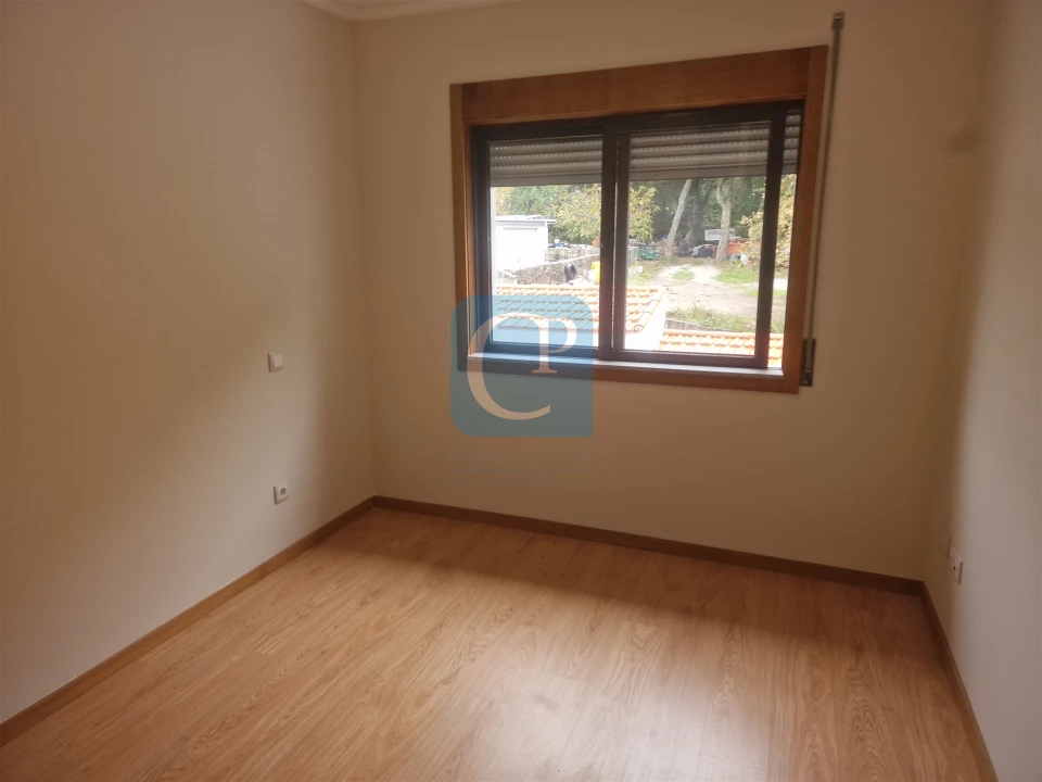 Apartamento T2 para Arrendamento em São Mamede de Infesta e Senhora da Hora Foto 10
