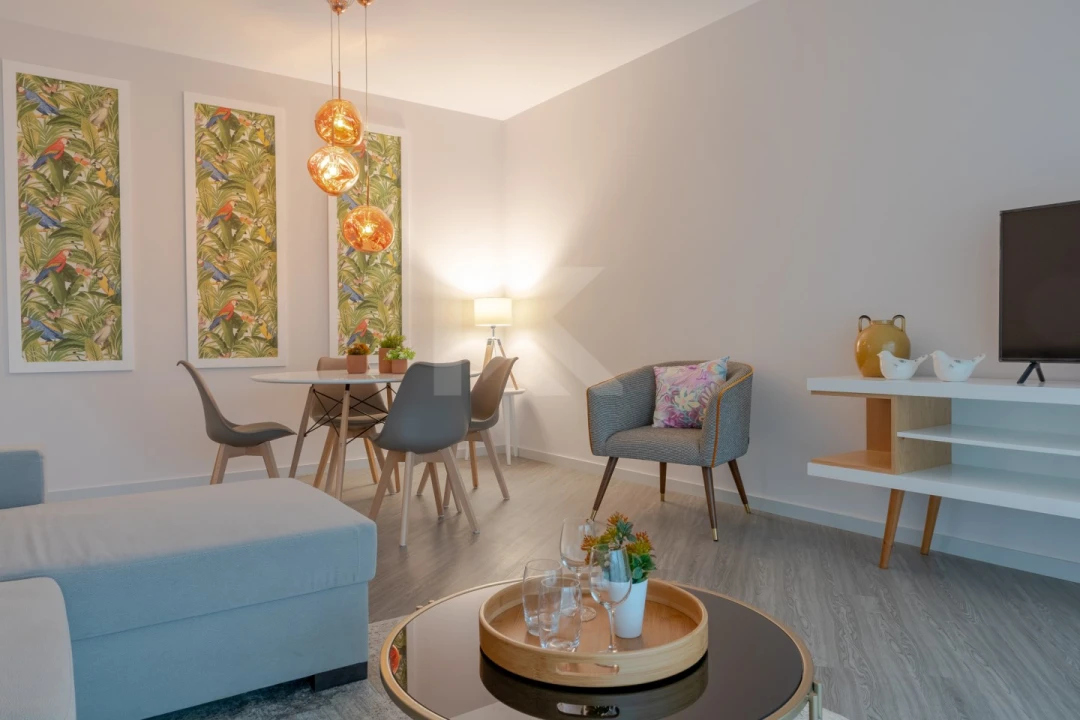 Apartamento T1 para Arrendamento em São Martinho Foto 4