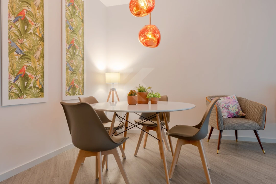 Apartamento T1 para Arrendamento em São Martinho Foto 5