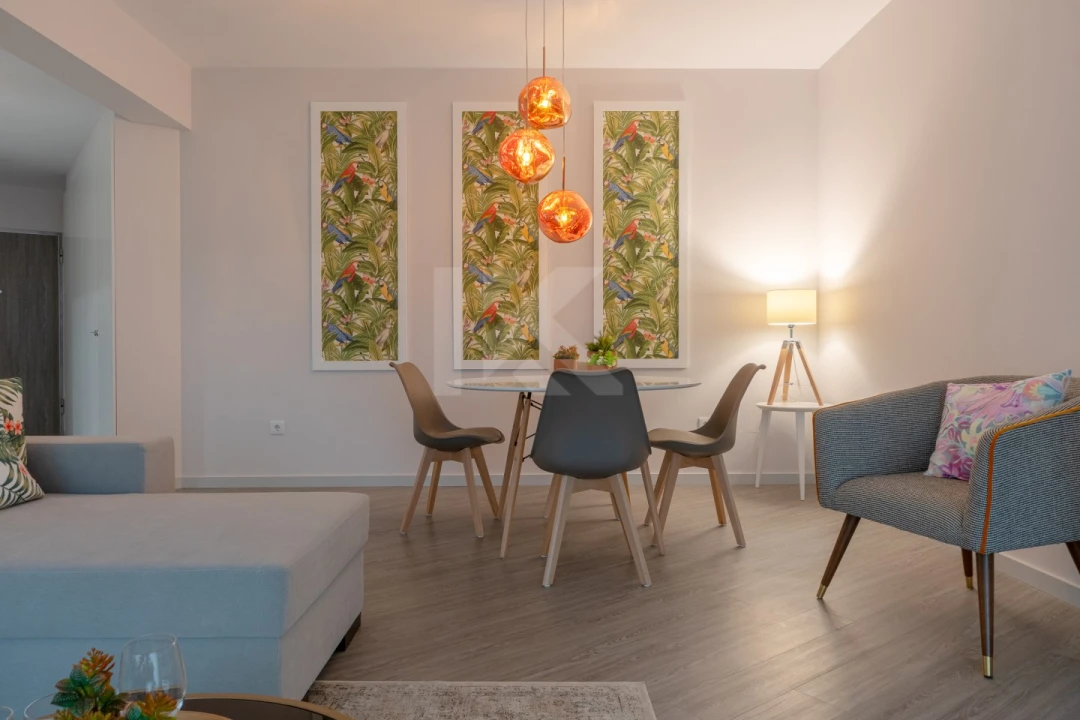 Apartamento T1 para Arrendamento em São Martinho Foto 6