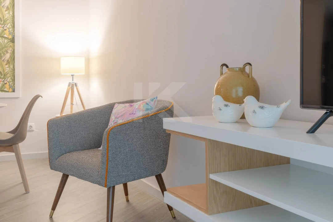Apartamento T1 para Arrendamento em São Martinho Foto 7