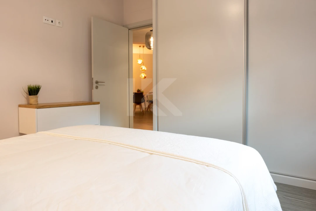 Apartamento T1 para Arrendamento em São Martinho Foto 14