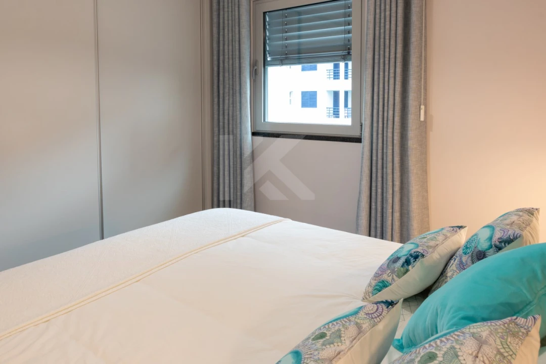 Apartamento T1 para Arrendamento em São Martinho Foto 15