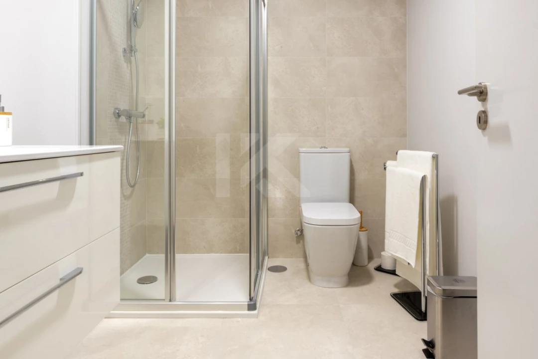 Apartamento T1 para Arrendamento em São Martinho Foto 25