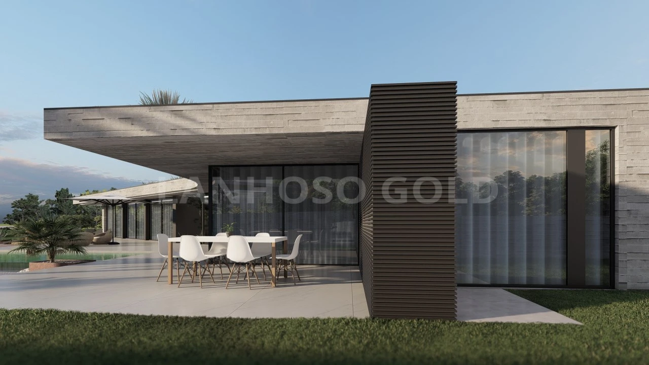 Moradia T4 para Venda em Vila Verde e Barbudo Foto 8