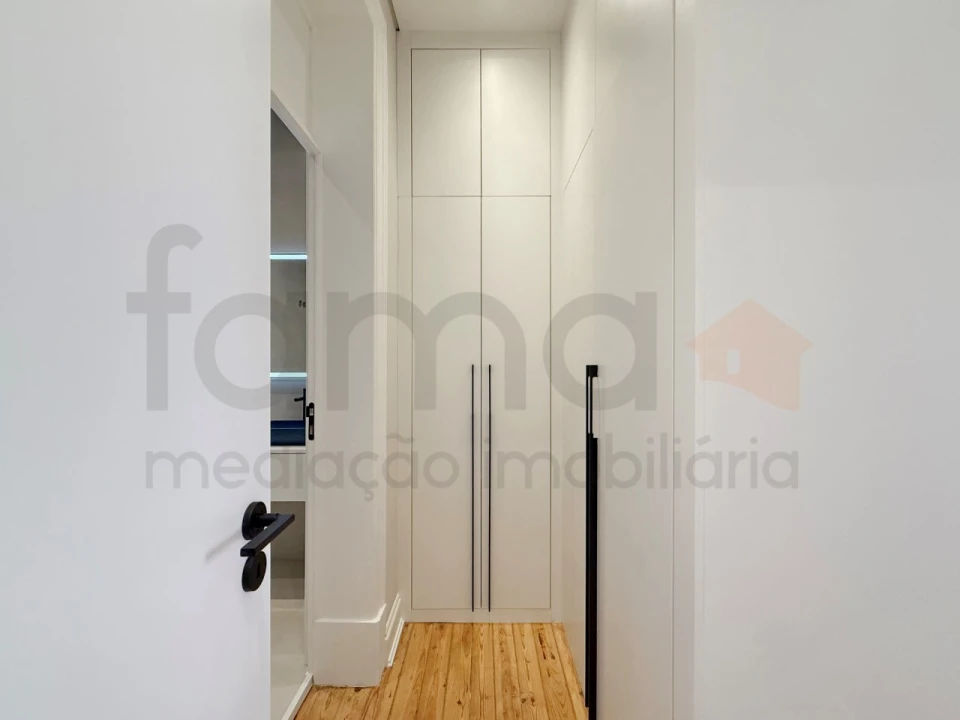Apartamento T3 para Venda em Areeiro Foto 10