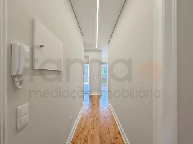 Apartamento T3 para Venda em Areeiro Foto 18
