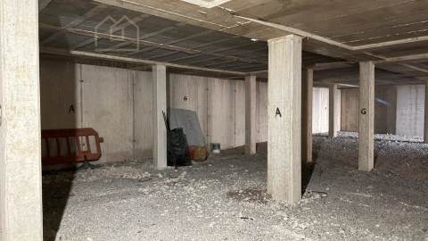Apartamento T3 para Venda em Campanhã