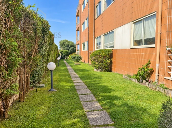 Apartamento T2 para Venda em São Felix da Marinha Foto 12