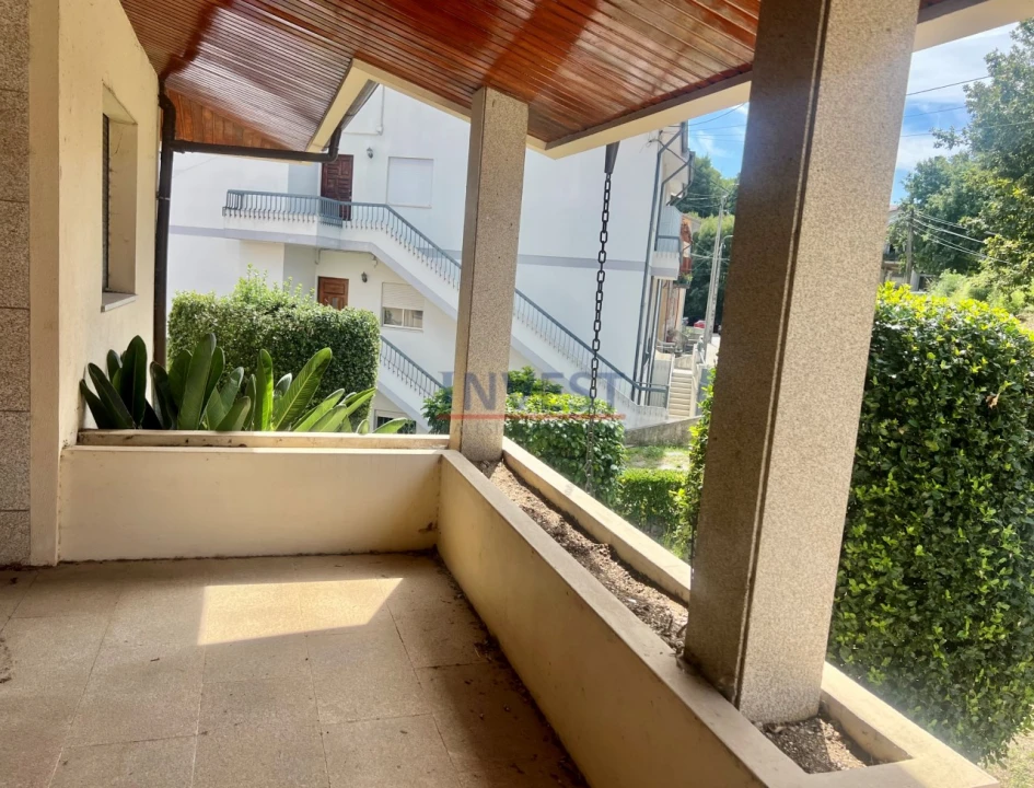 Moradia T5 para Venda em Gondomar (São Cosme), Valbom e Jovim Foto 2