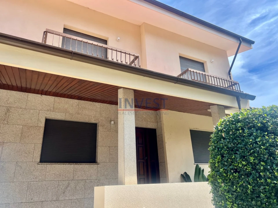 Moradia T5 para Venda em Gondomar (São Cosme), Valbom e Jovim Foto 4