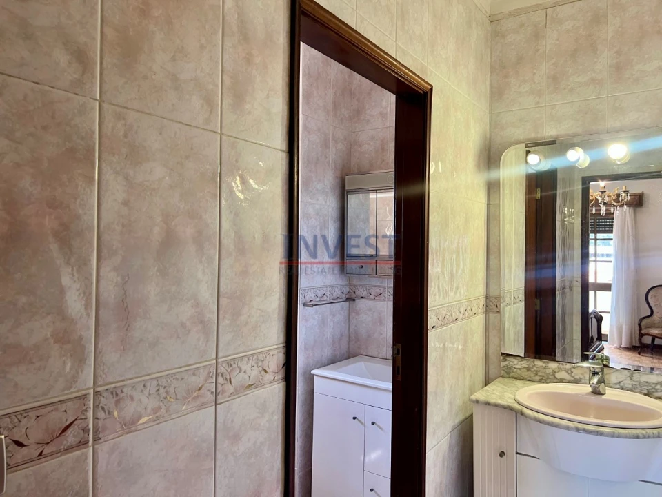 Moradia T5 para Venda em Gondomar (São Cosme), Valbom e Jovim Foto 22