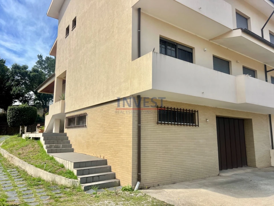 Moradia T5 para Venda em Gondomar (São Cosme), Valbom e Jovim Foto 32