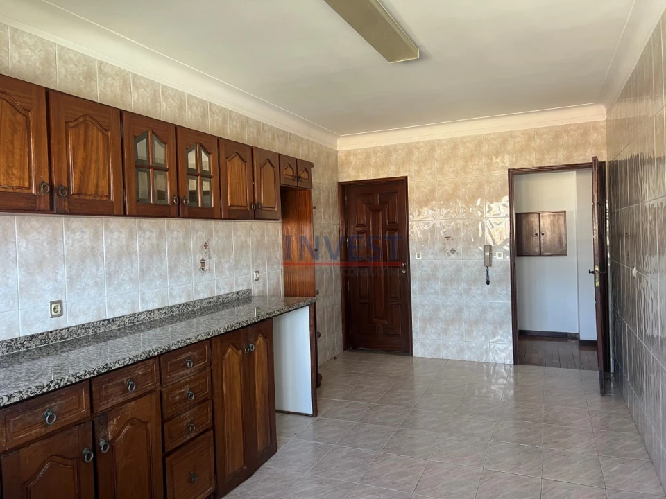 Moradia T5 para Venda em Gondomar (São Cosme), Valbom e Jovim Foto 14