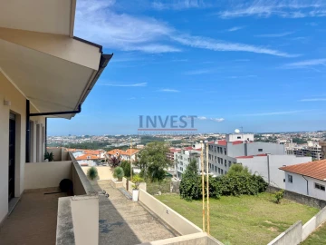 Moradia T5 para Venda em Gondomar (São Cosme), Valbom e Jovim